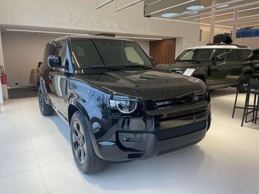 Land Rover Defender 110 D250 Hard Top X-Dynamic SE — photo 4