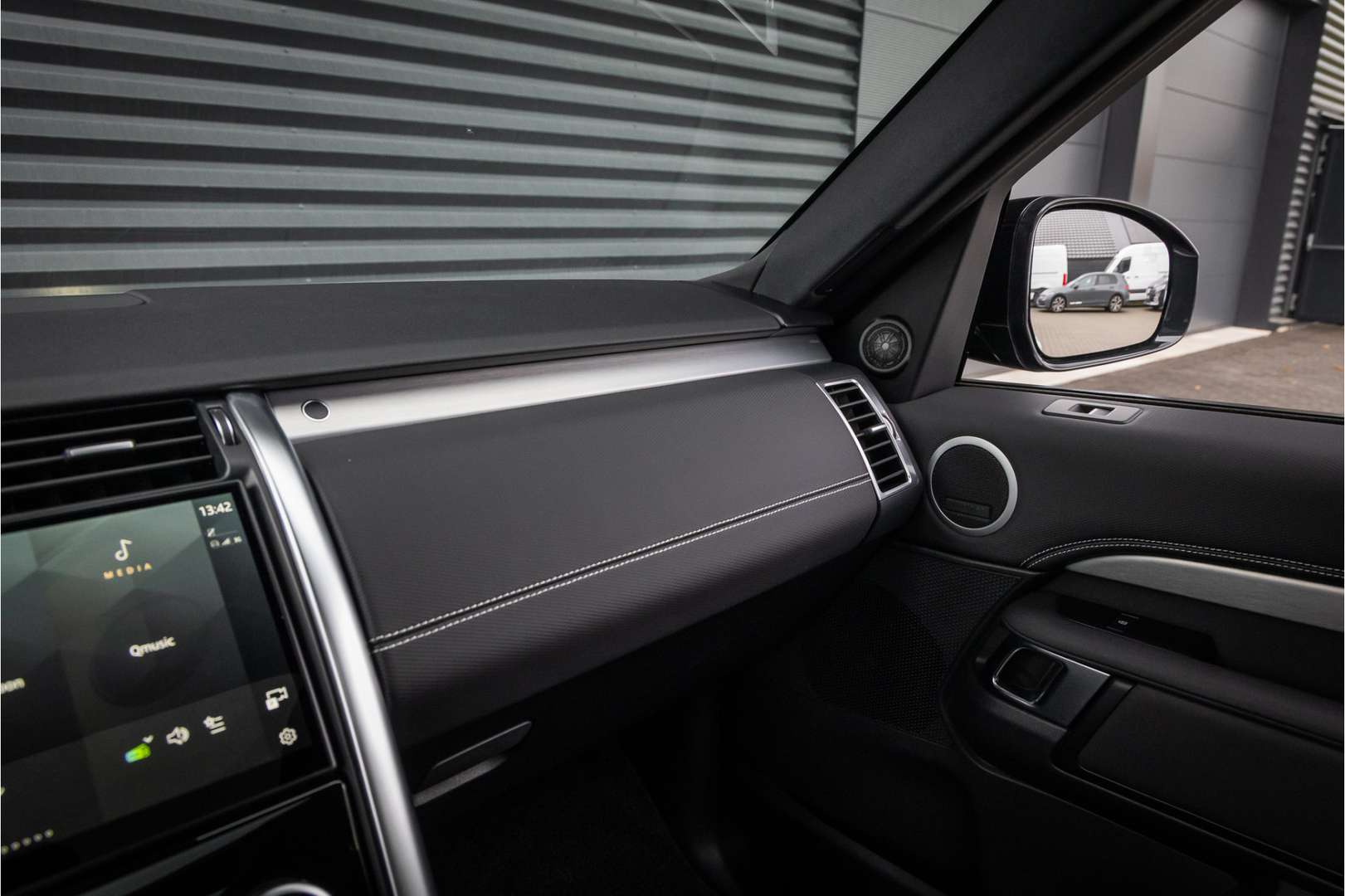 Land Rover Discovery Dynamic SE 7p. Black Pack D300 - 2022 - Joinsteer - #13