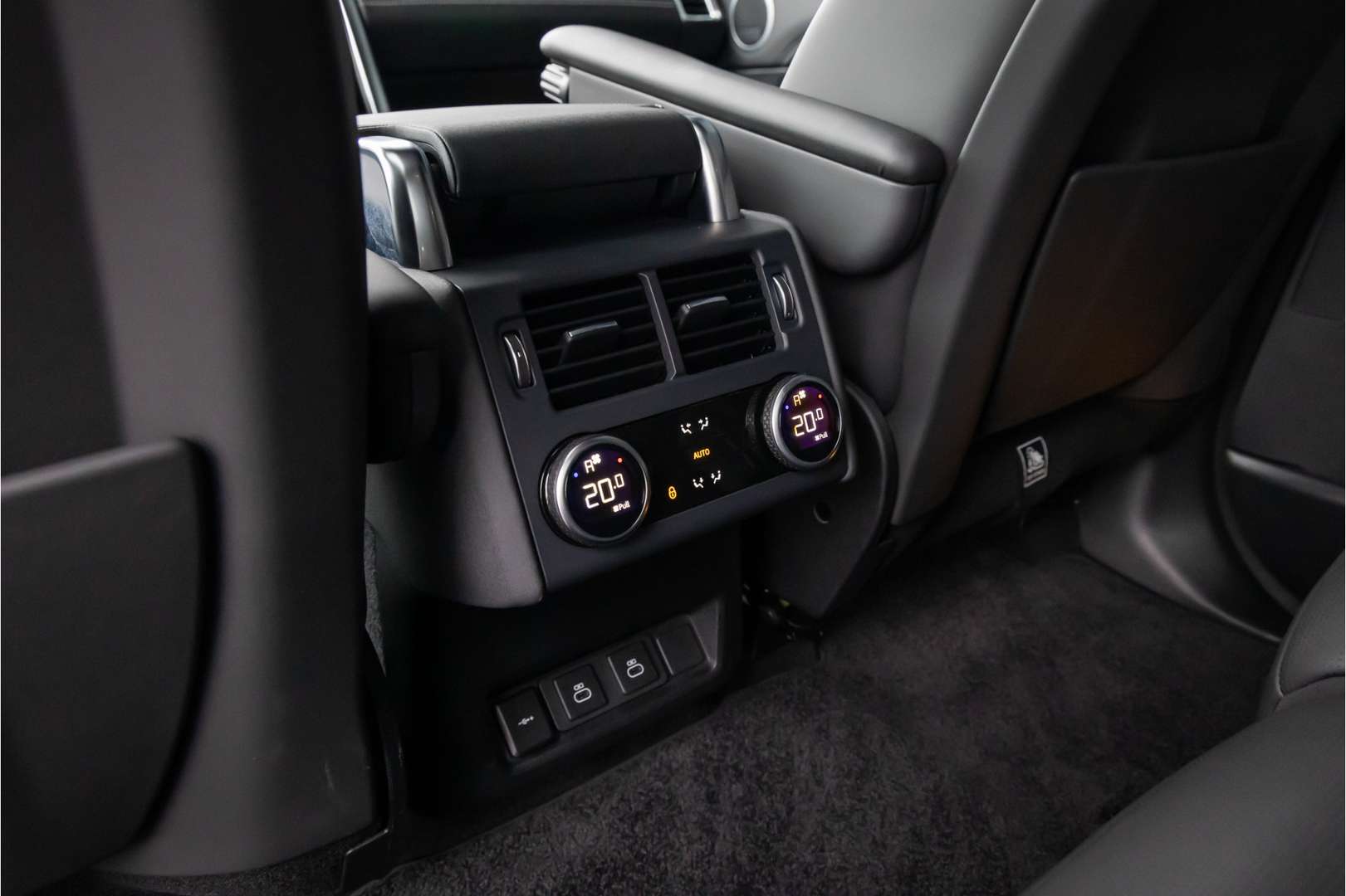 Land Rover Discovery Dynamic SE 7p. Black Pack D300 - 2022 - Joinsteer - #31