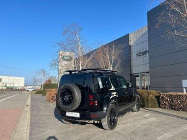 Land Rover Defender 110 P400e SE — photo 4