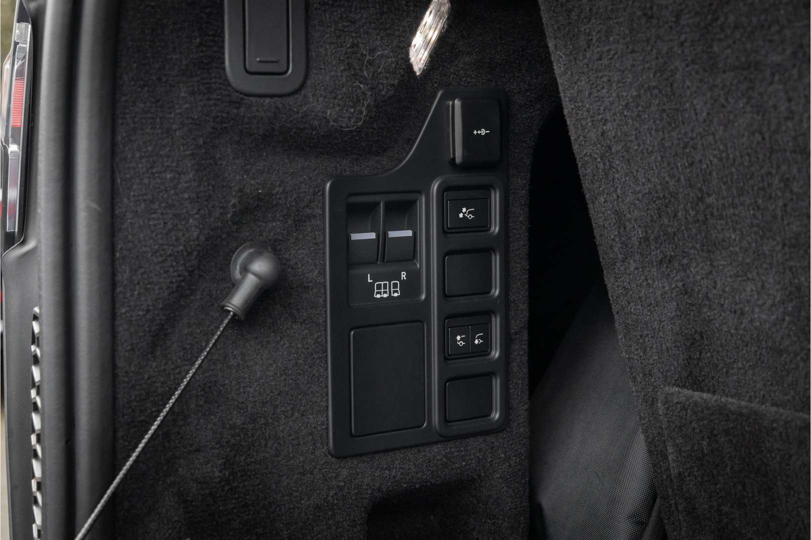 Land Rover Discovery Dynamic SE 7p. Black Pack D300 - 2022 - Joinsteer - #41