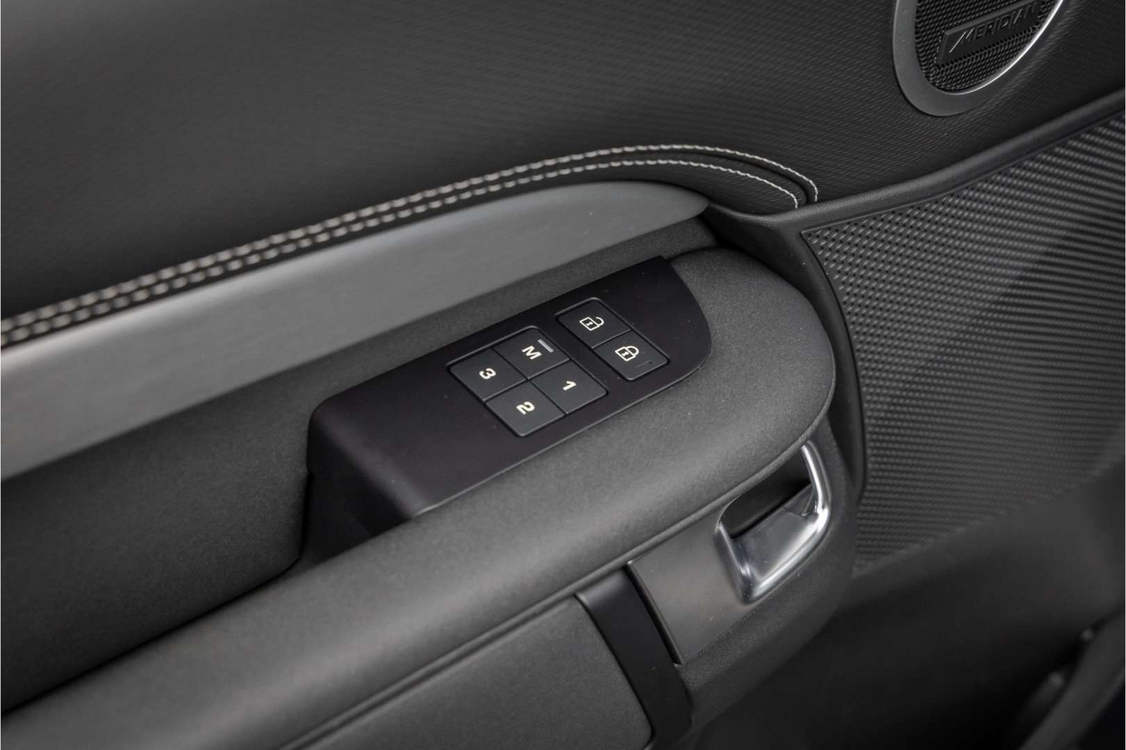 Land Rover Discovery Dynamic SE 7p. Black Pack D300 - 2022 - Joinsteer - #43