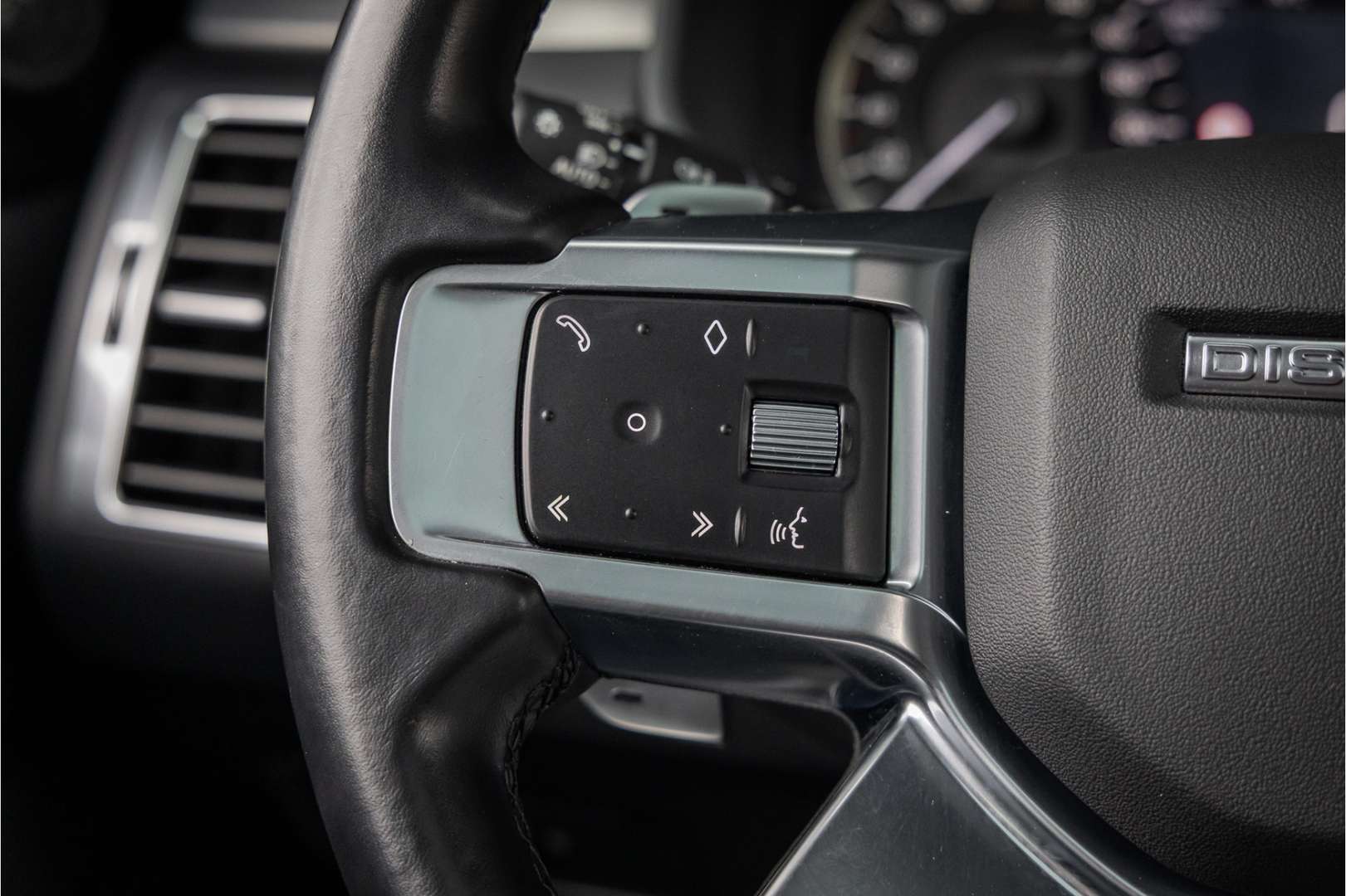 Land Rover Discovery Dynamic SE 7p. Black Pack D300 - 2022 - Joinsteer - #47