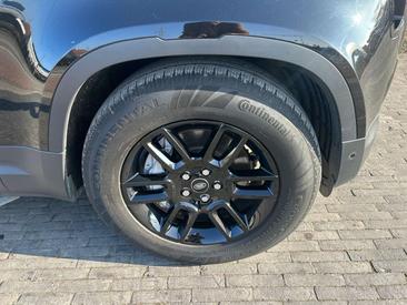 Land Rover Defender 110 P400e SE — photo 16