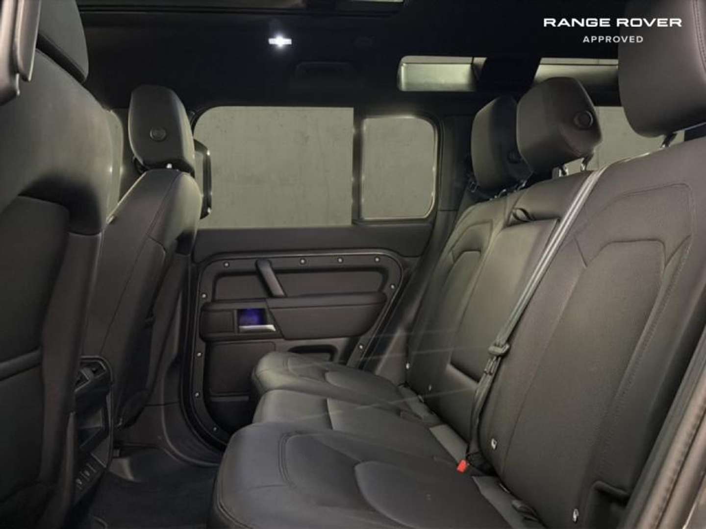 Land Rover Defender 110 X-Dynamic SE 2.0 P300e - 2024 - Joinsteer - #6