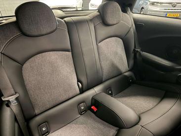 Mini Cooper Black Edition Cooper — photo 15