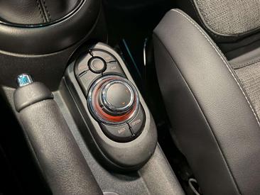 Mini Cooper Black Edition Cooper — photo 23