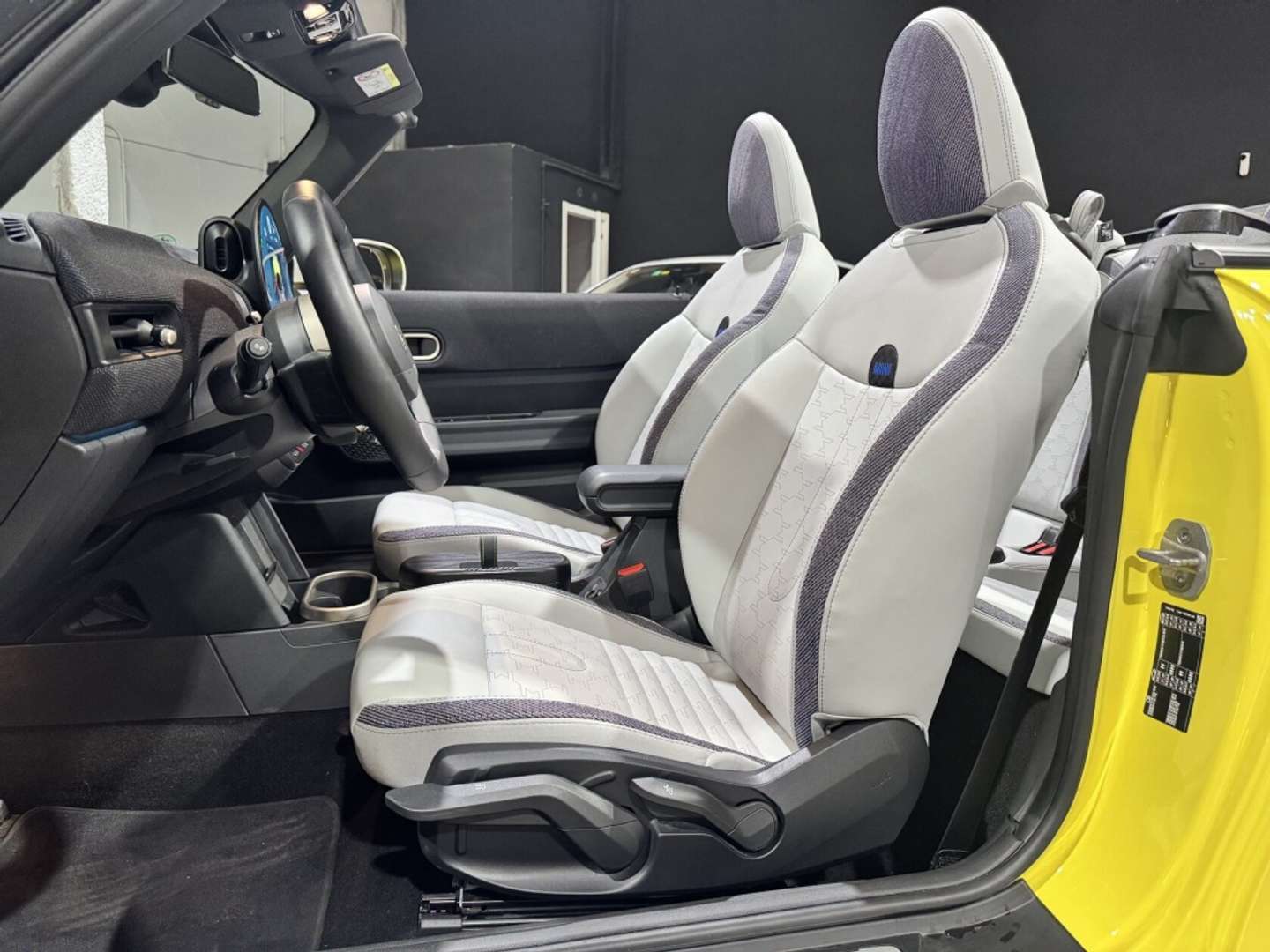 Mini Cabrio Favoured Cooper - 2025 - Joinsteer - #14