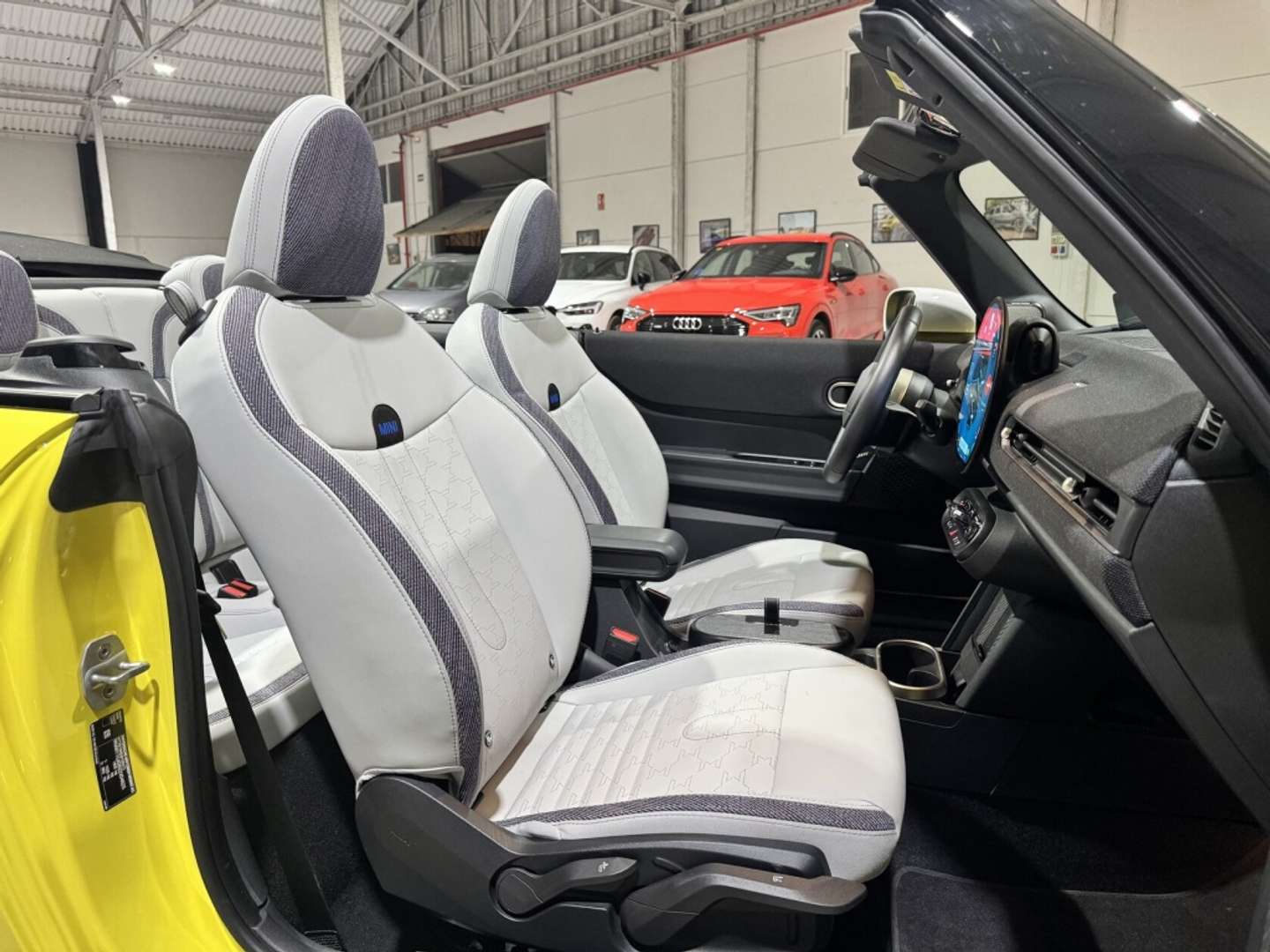 Mini Cabrio Favoured Cooper - 2025 - Joinsteer - #16