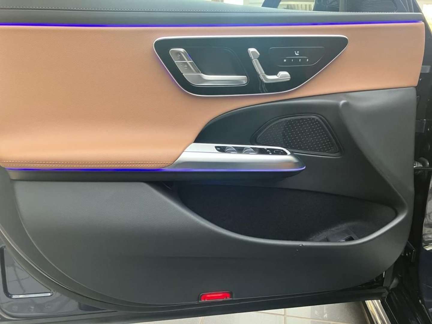 Mercedes Classe E 200 Night Edition - 2025 - Joinsteer - #3