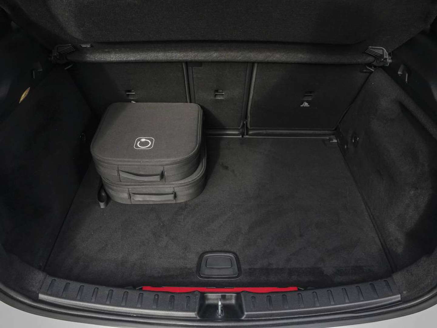 Mercedes GLA 250 Night Edition - 2023 - Joinsteer - #3