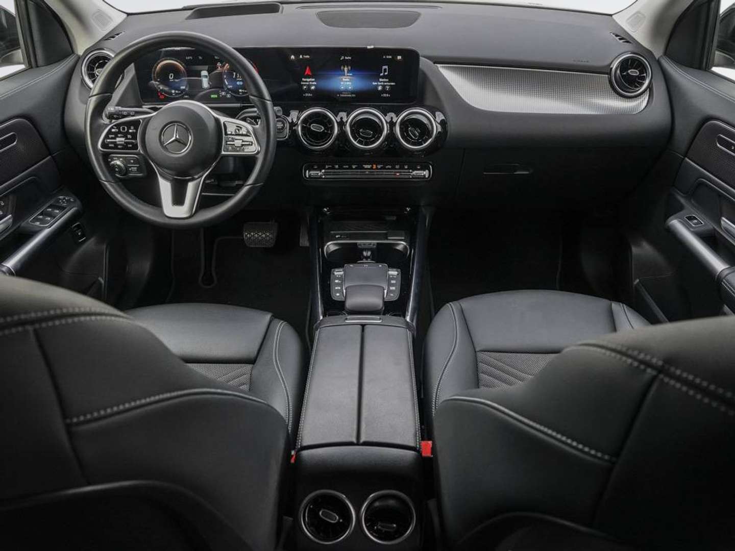 Mercedes GLA 250 Night Edition - 2023 - Joinsteer - #8