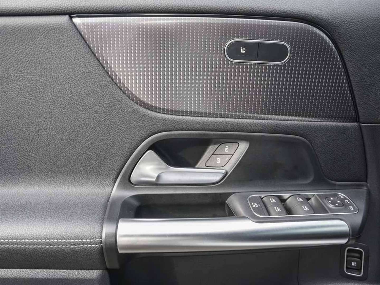 Mercedes GLA 250 Night Edition - 2023 - Joinsteer - #13