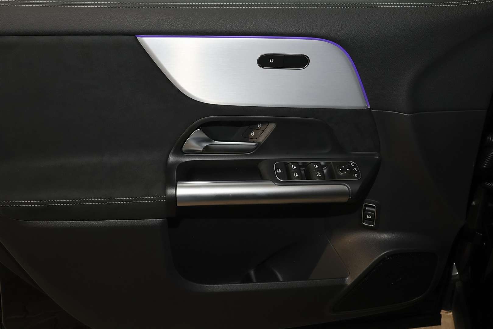 Mercedes GLA 200 Night Edition - 2026 - Joinsteer - #11