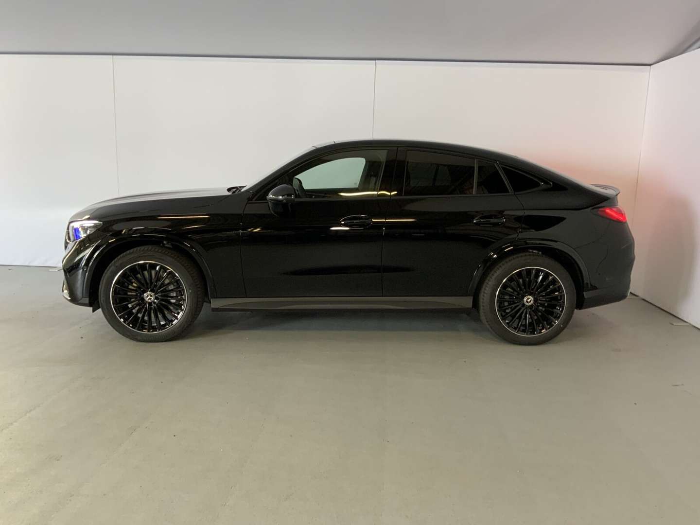 Mercedes GLC Coupé 300 Night Edition - 2025 - Joinsteer - #2