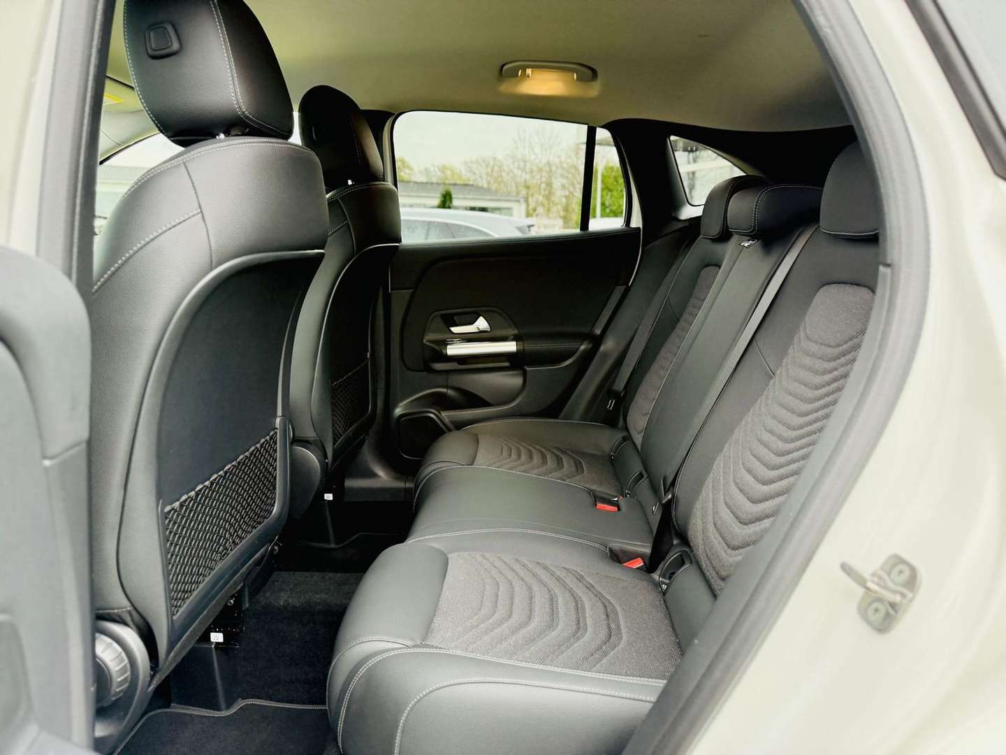 Mercedes GLA 200 Night Edition - 2024 - Joinsteer - #9