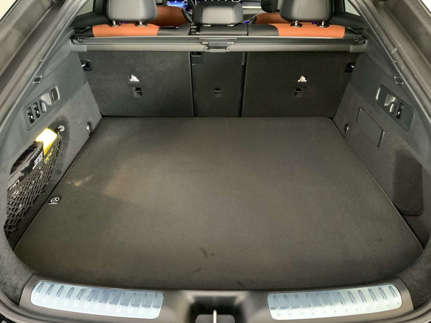 Mercedes GLC Coupé 300 Night Edition - 2025 - Joinsteer - #5