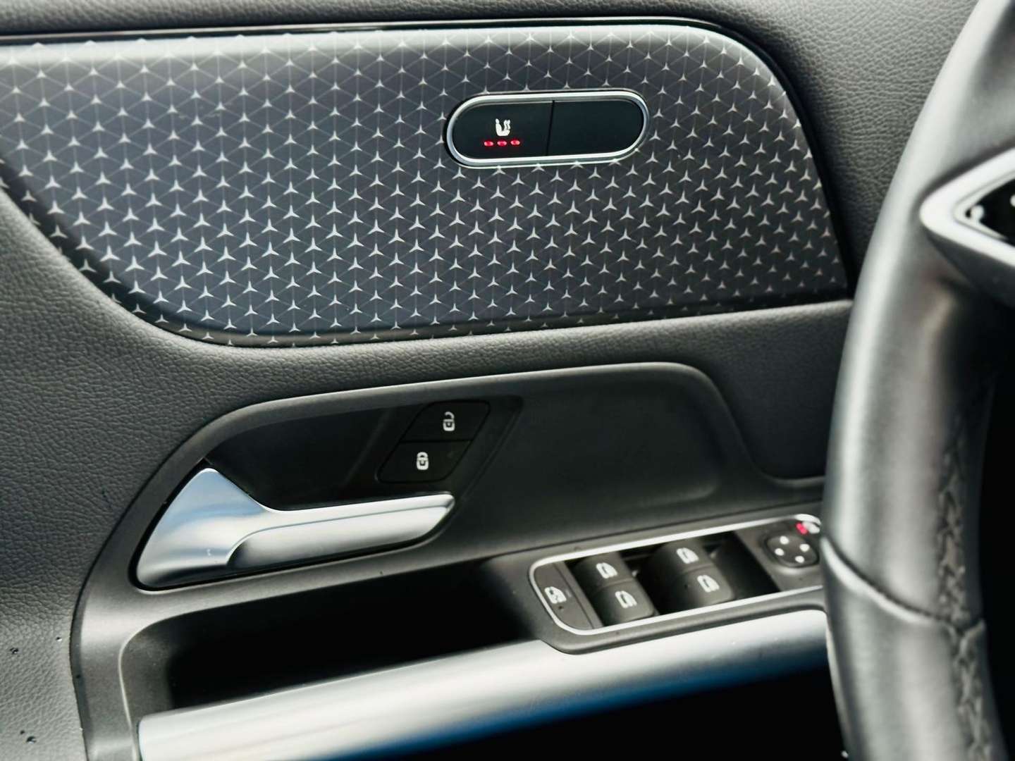 Mercedes GLA 200 Night Edition - 2024 - Joinsteer - #19