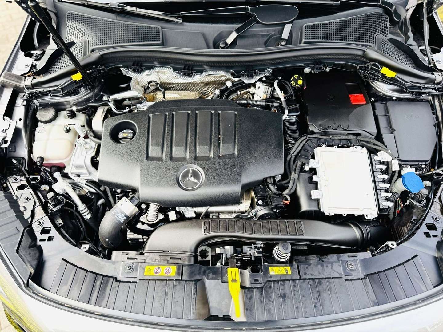 Mercedes GLA 220 Advanced - 2024 - Joinsteer - #21