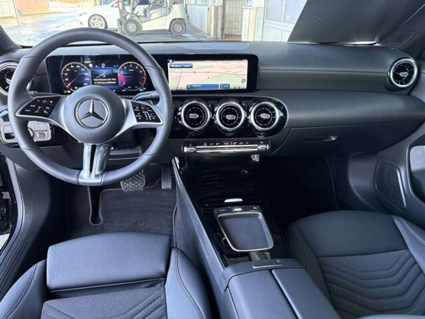 Mercedes CLA 180 180 - 2024 - Joinsteer - #3