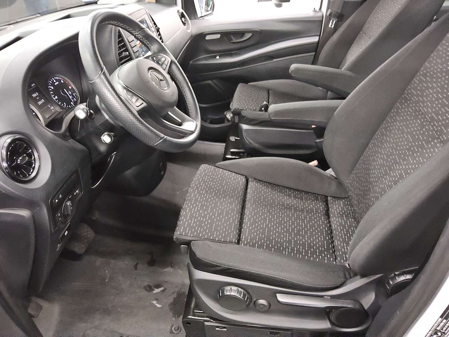 Mercedes Vito Tourer 114 - 2023 - Joinsteer - #7