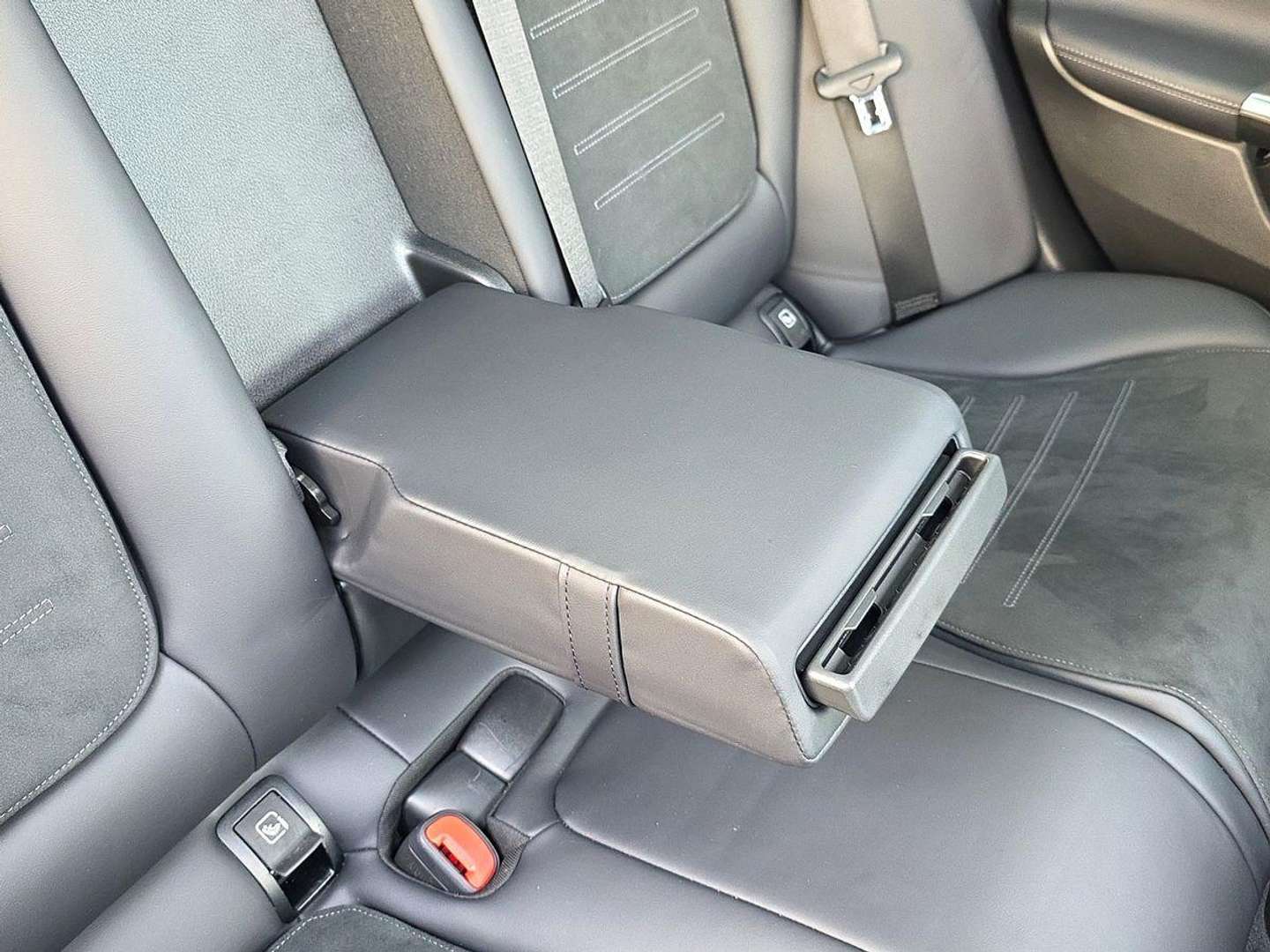 Mercedes Classe C 220 AMG-Line - 2022 - Joinsteer - #12