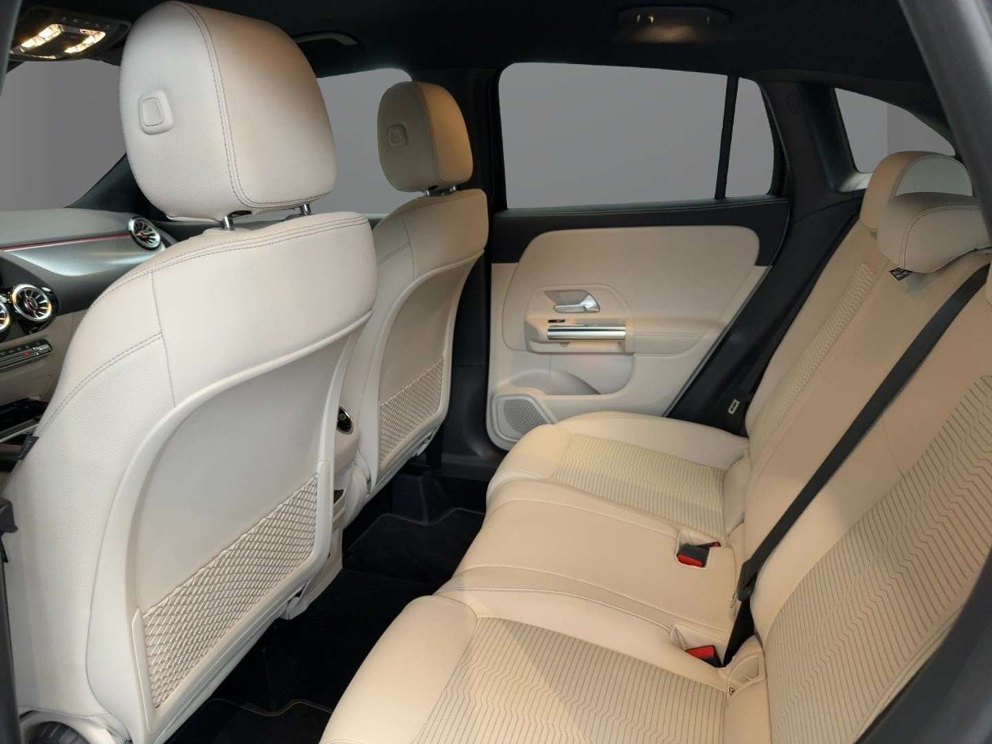 Mercedes GLA 250 Night - 2022 - Joinsteer - #8