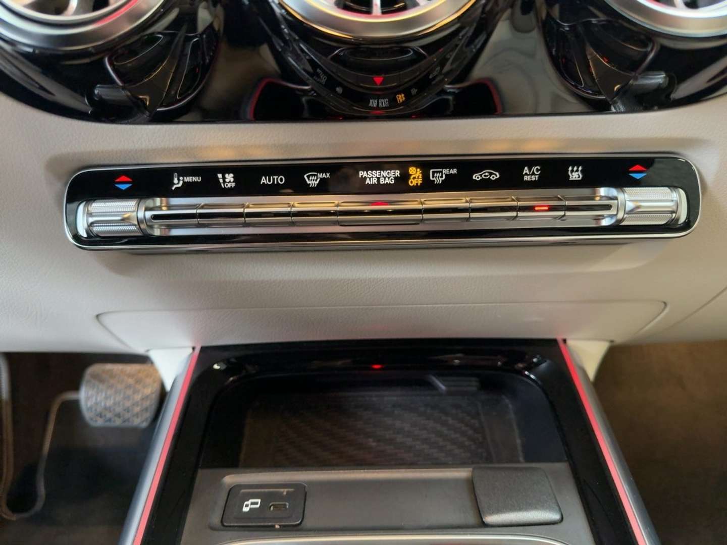 Mercedes GLA 250 Night - 2022 - Joinsteer - #16