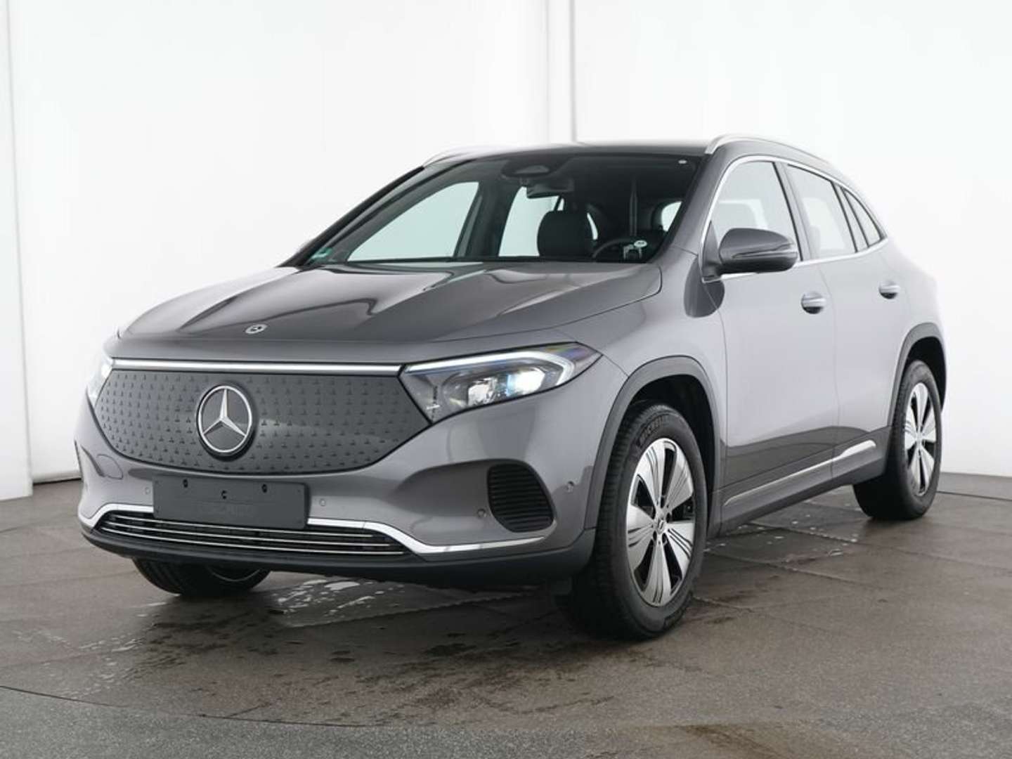 Mercedes EQA 300 Advanced - 2025 - Joinsteer - #1