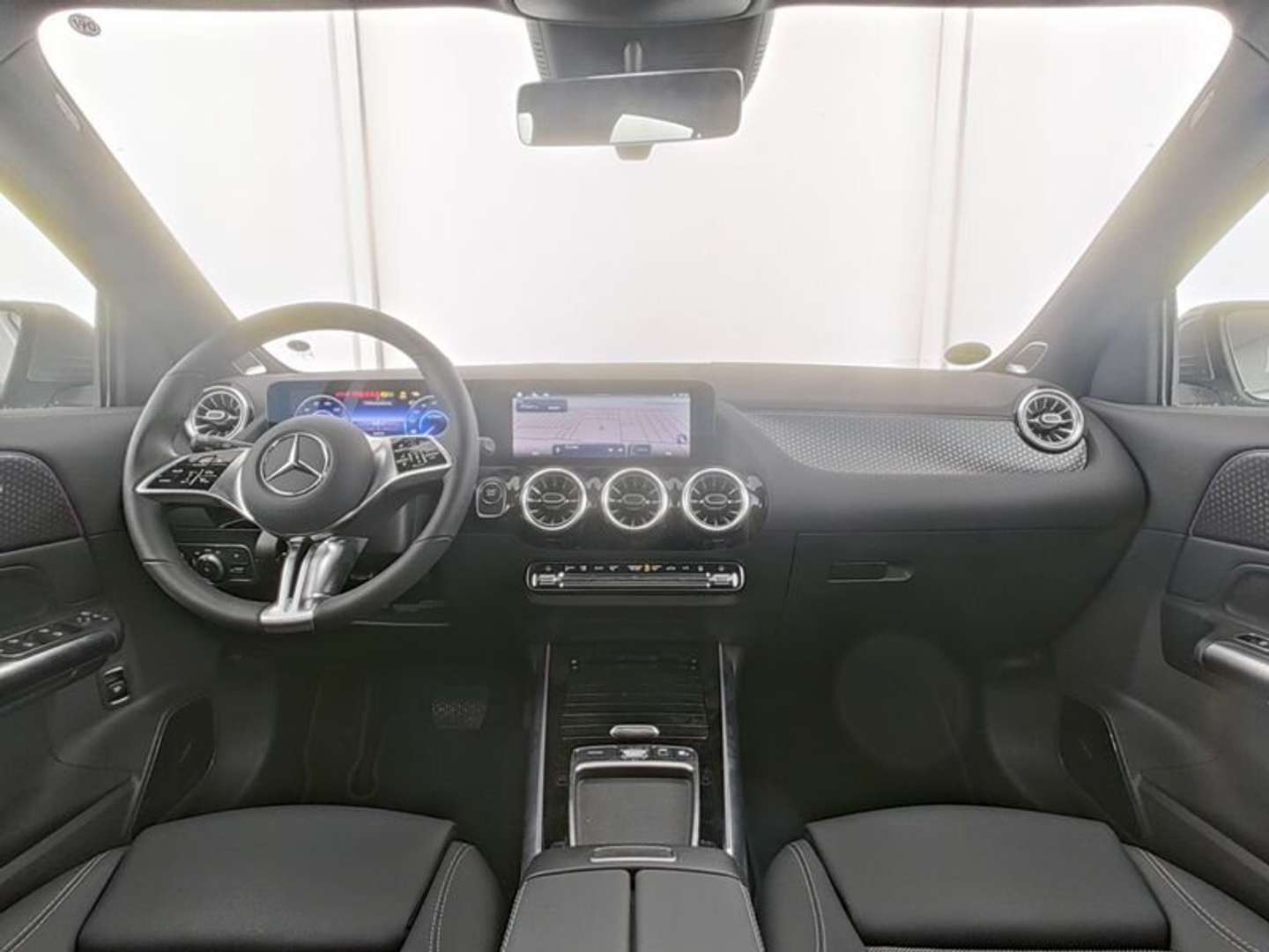 Mercedes EQA 300 Advanced - 2025 - Joinsteer - #6