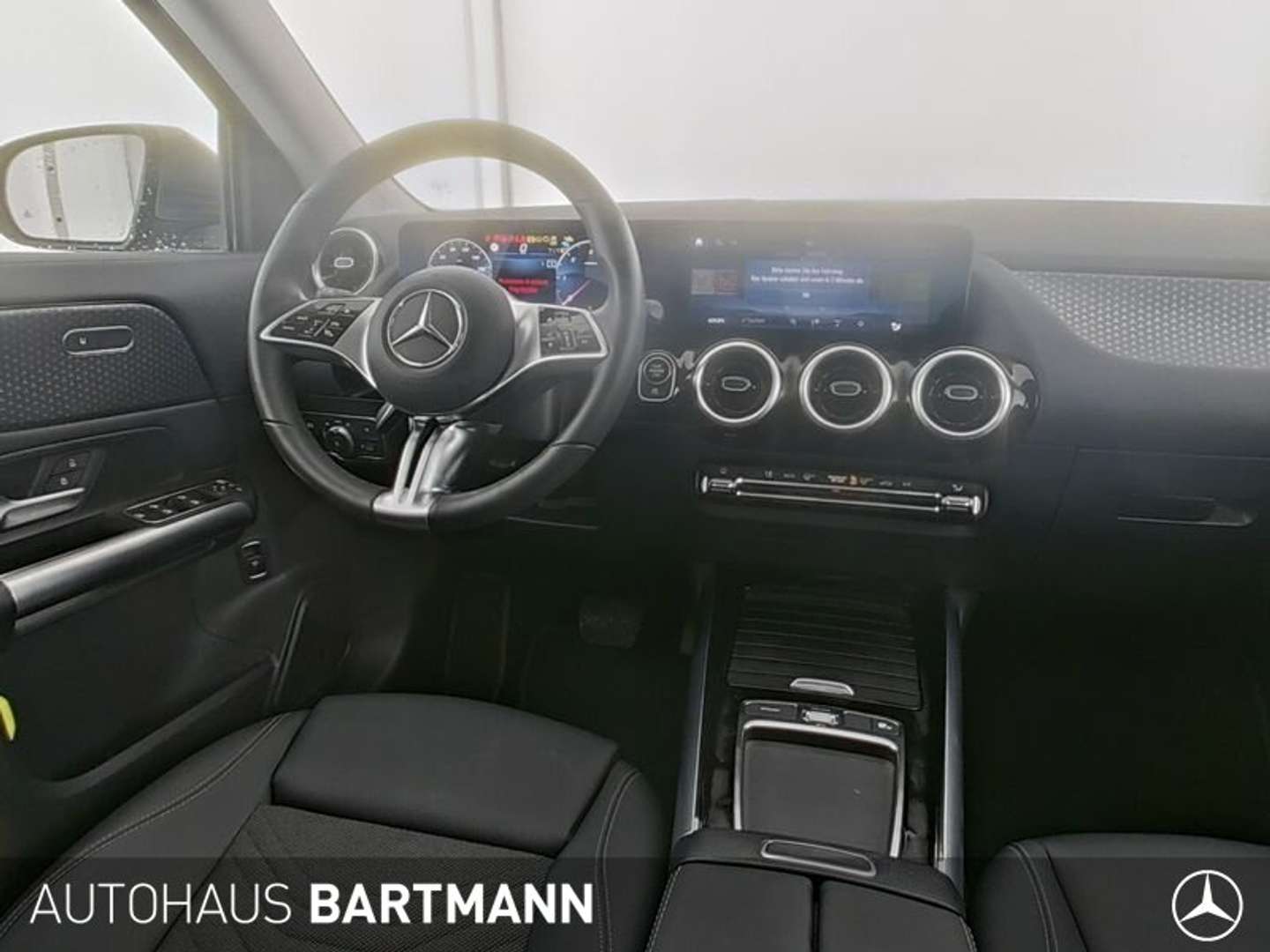 Mercedes GLA 200 Progressive - 2024 - Joinsteer - #6