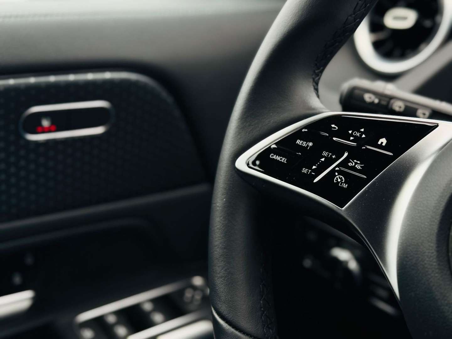 Mercedes GLA 200 Advanced - 2024 - Joinsteer - #17