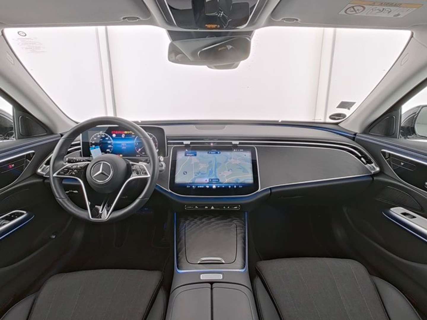 Mercedes Classe E 220 Avantgarde - 2024 - Joinsteer - #3