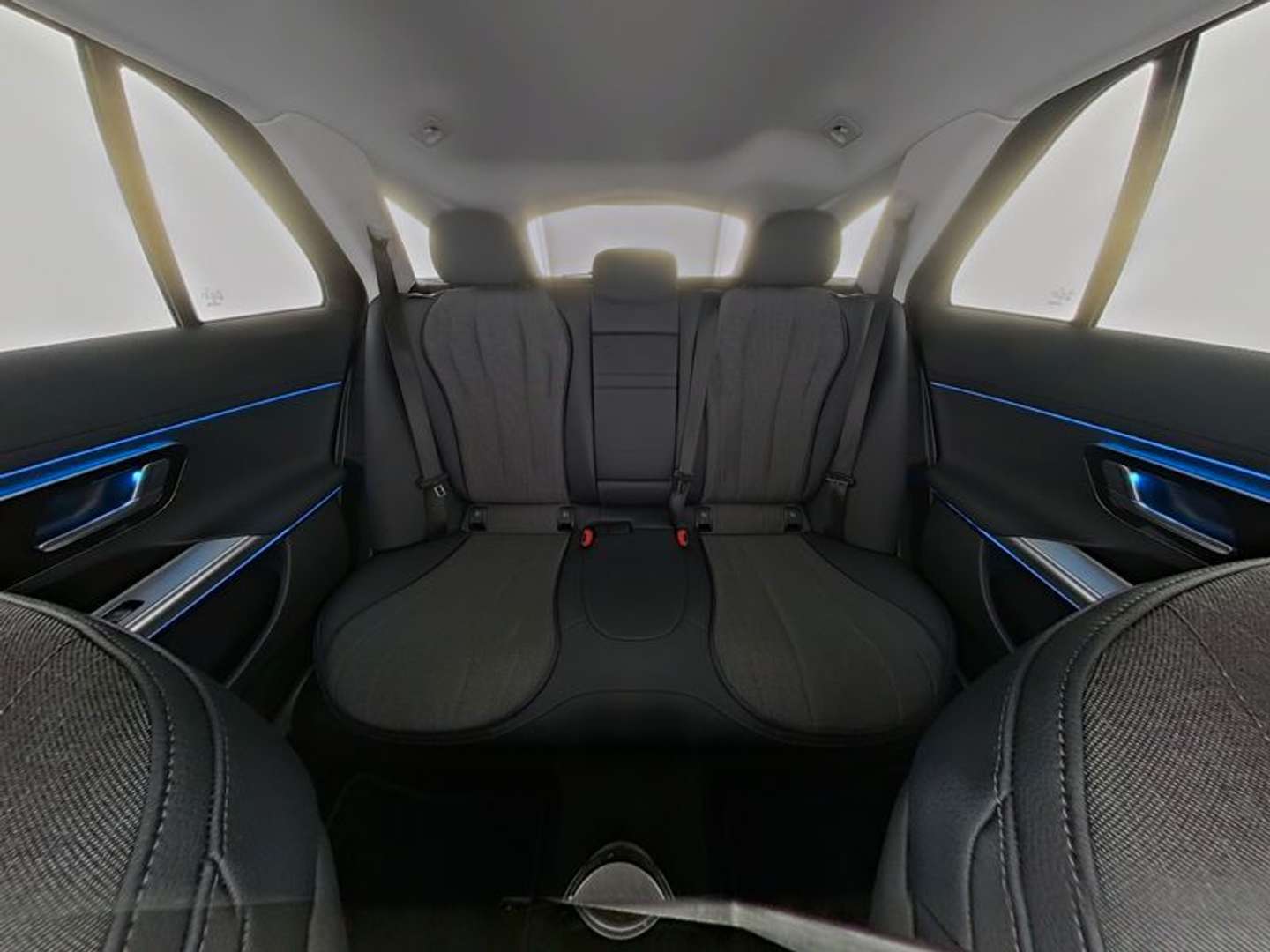 Mercedes Classe E 220 Avantgarde - 2024 - Joinsteer - #4