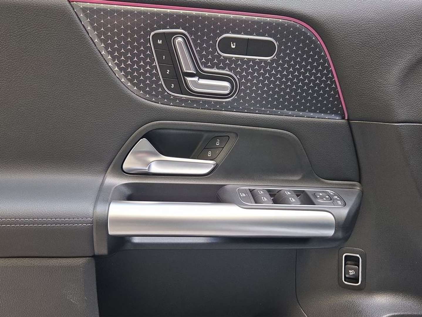 Mercedes EQA 300 - 2024 - Joinsteer - #16