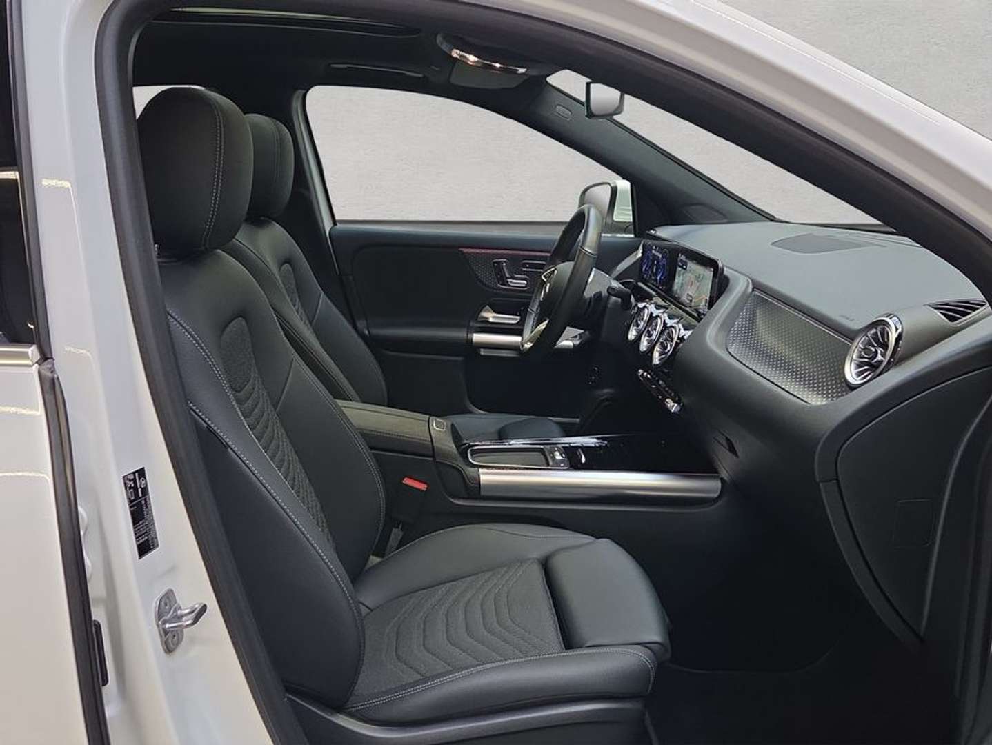 Mercedes EQA 300 - 2024 - Joinsteer - #18