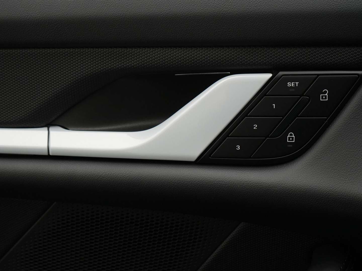 Porsche Taycan Cross Turismo - 2024 - Joinsteer - #15