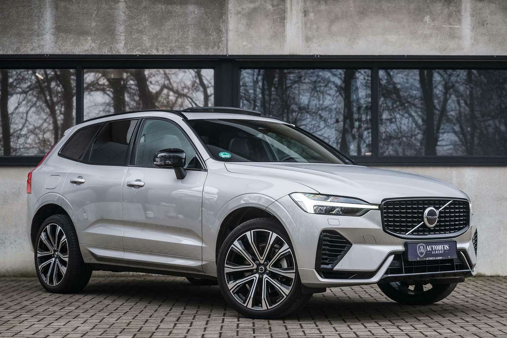 Volvo XC60 R-Design 2.0 Recharge T8 AWD - 2021 - Joinsteer - #1