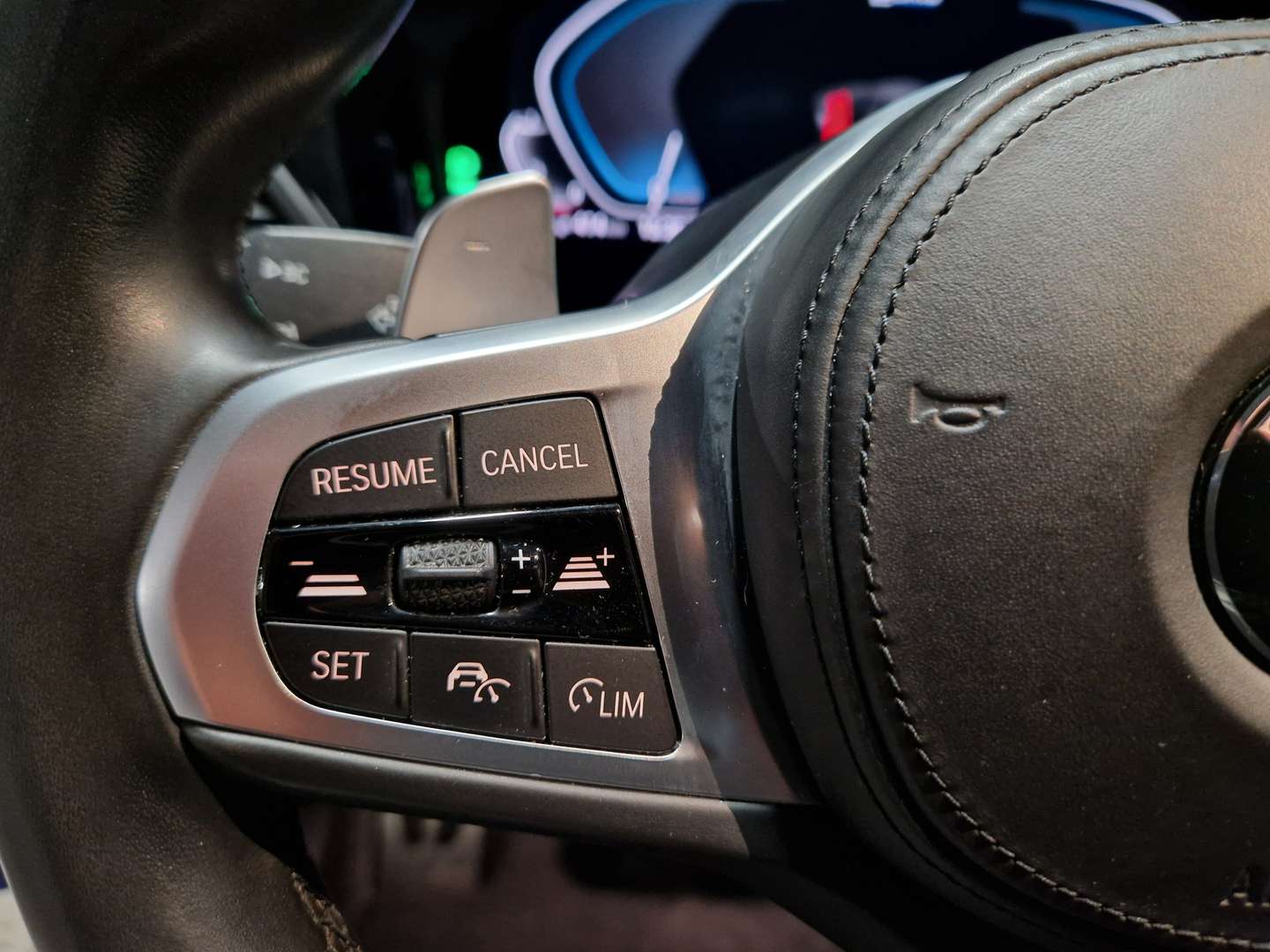 BMW 330e M Sport - 2019 - Joinsteer - #14