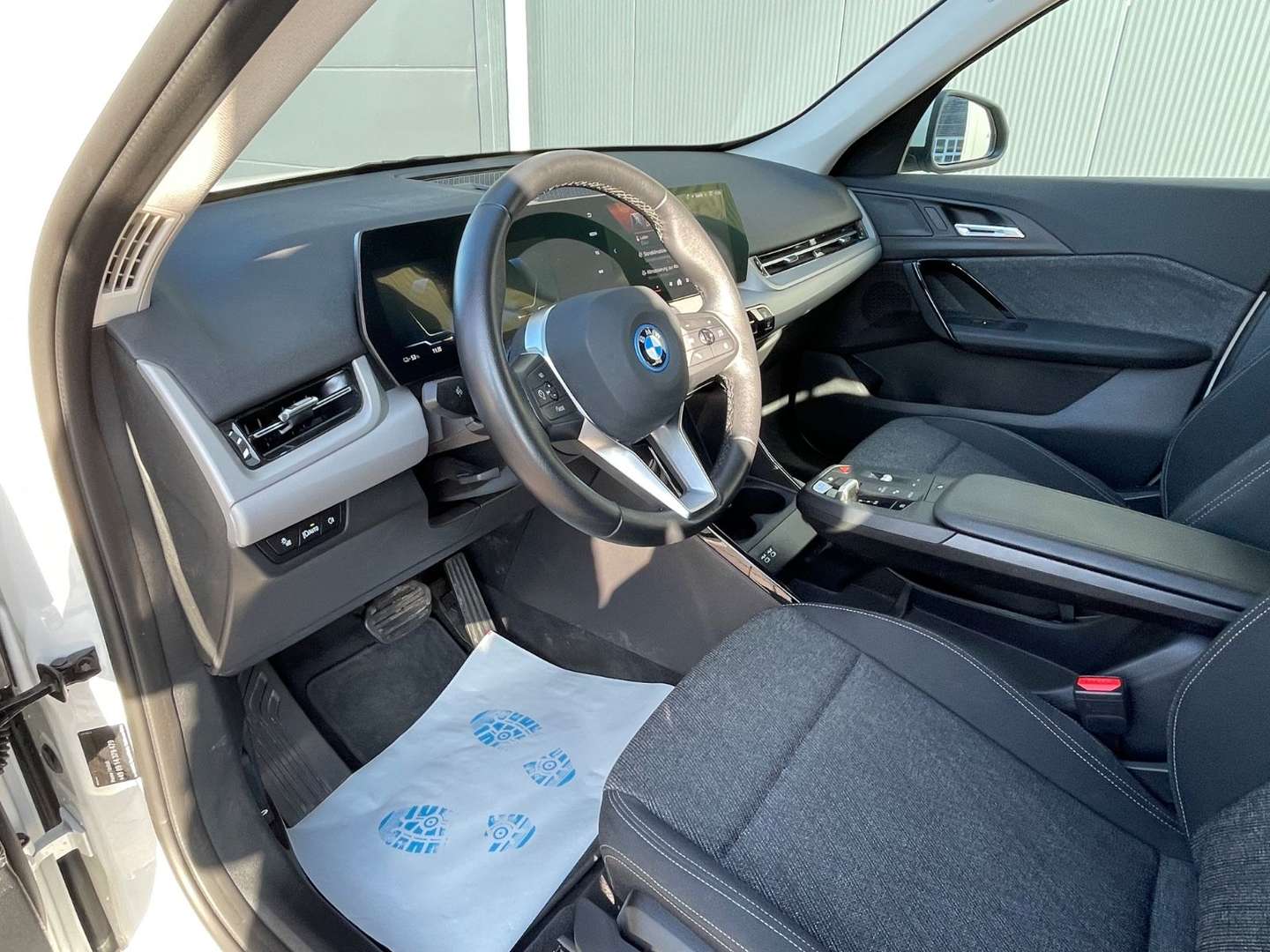 BMW IX1 20 EDrive - 2024 - Joinsteer - #9