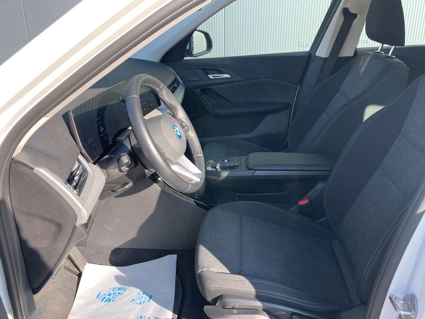 BMW IX1 20 EDrive - 2024 - Joinsteer - #10