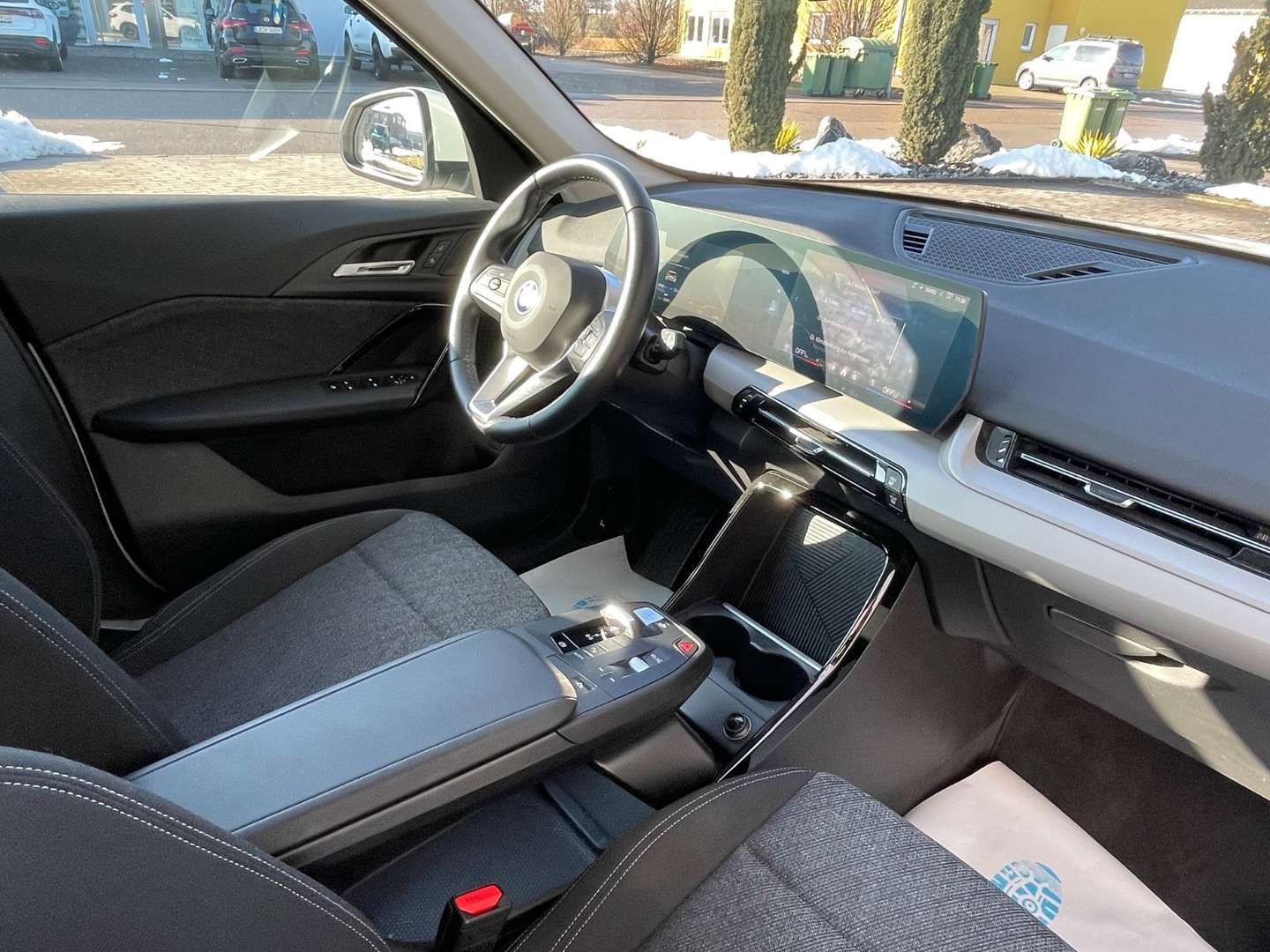 BMW IX1 20 EDrive - 2024 - Joinsteer - #16