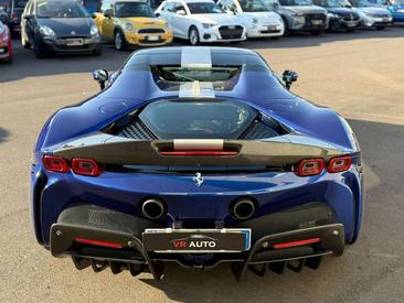 Ferrari SF90 Spider — photo 9