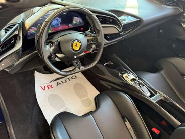Ferrari SF90 Spider — photo 13