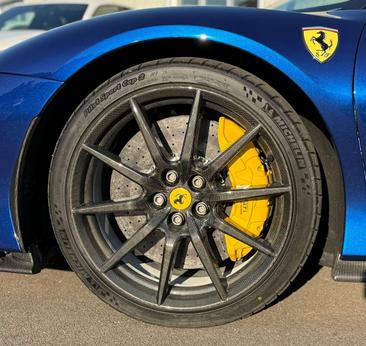 Ferrari SF90 Spider — photo 30