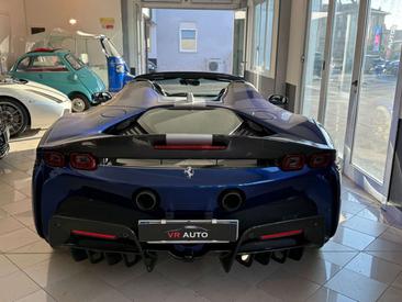 Ferrari SF90 Spider — photo 39