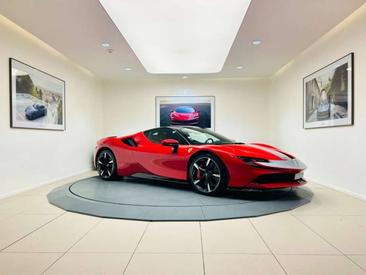 Ferrari SF90 Stradale — photo 9