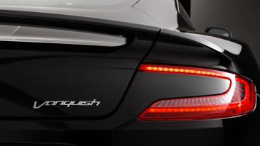Aston Martin Vanquish Coupé Touchtronic — photo 17