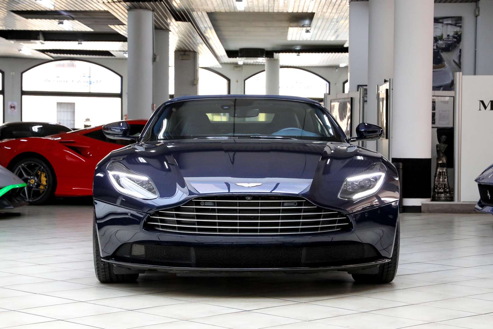 Aston Martin DB11 Volante 2+2 - 2020 - Joinsteer - #1