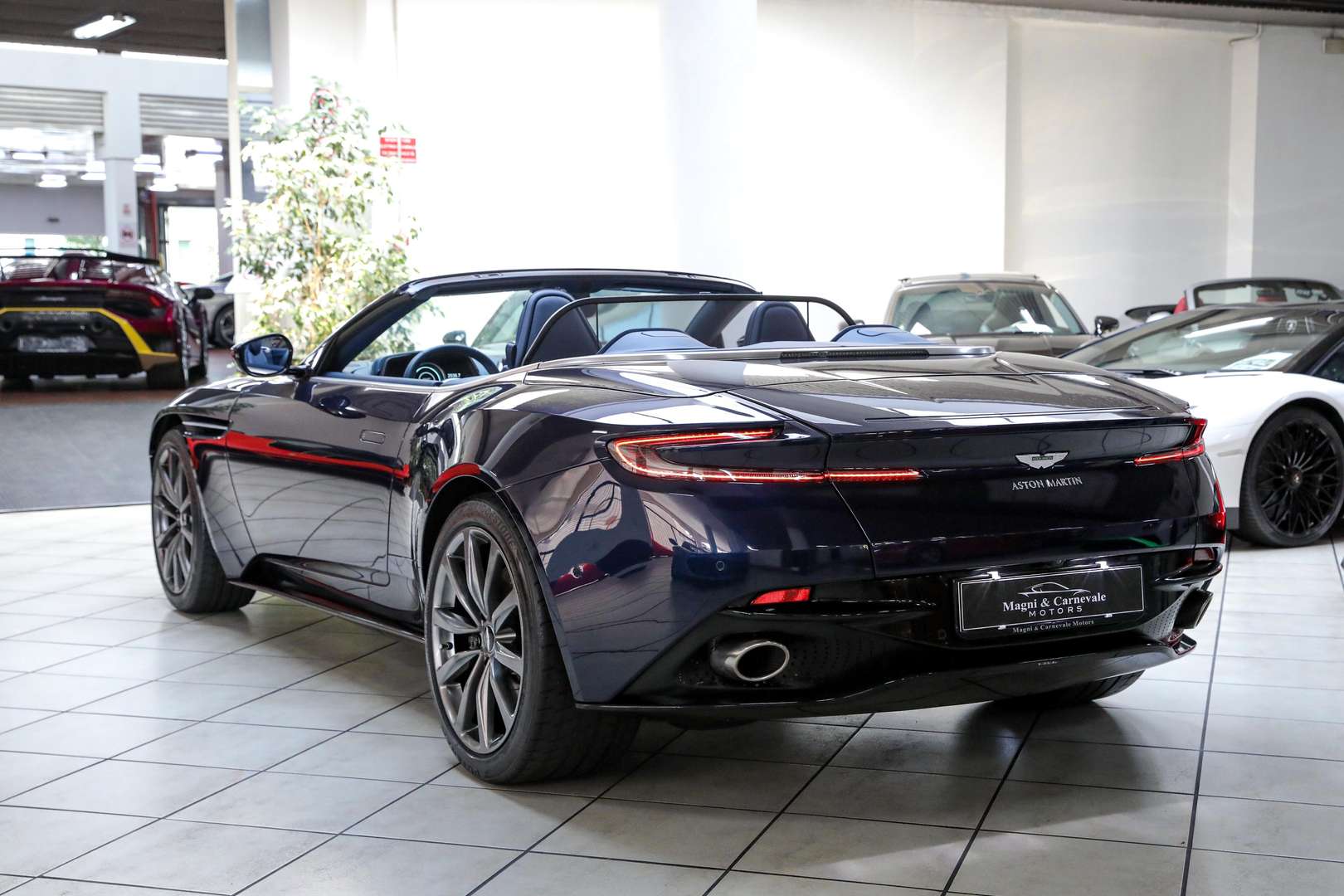 Aston Martin DB11 Volante 2+2 - 2020 - Joinsteer - #4